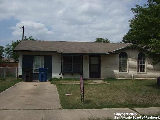 1st image of 547 TIDEWIND BLVD