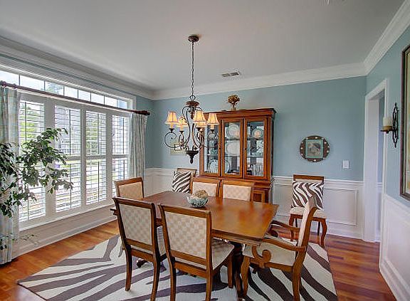 4th image of 3005 Riverwood Dr