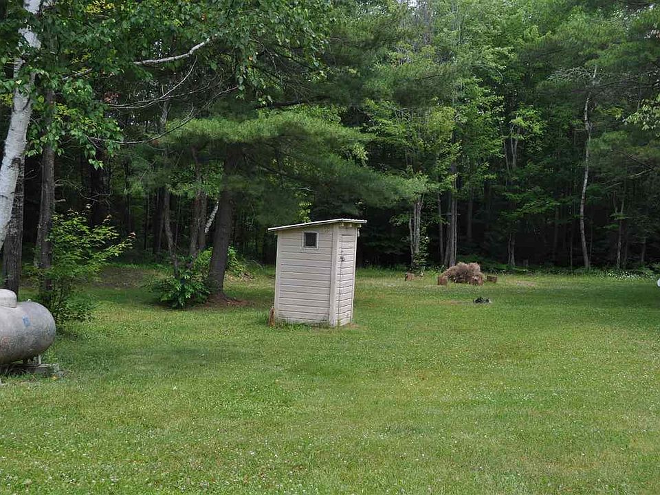1st image of 4362 E Shore Dr NE