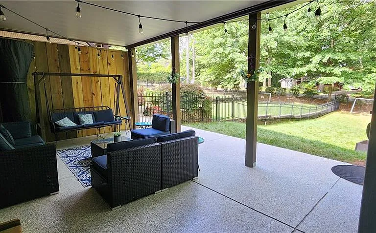 5583 Julian Pl — Photo 20