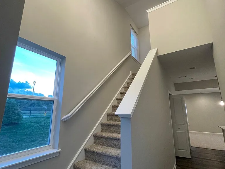 1358 Maple Grove Ln — Photo 12