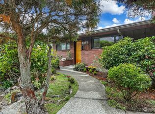 9055 39th Ave SW, Seattle, WA 98136