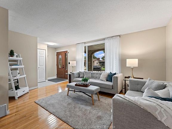 5th image of 2791 Garvey Cres