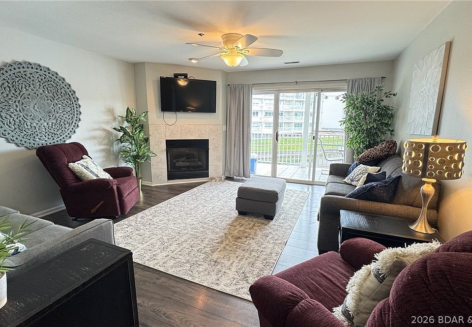 1st image of 4800 Eagleview Dr Unit 513