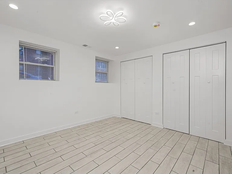 2203 W Giddings St #G — Photo 17