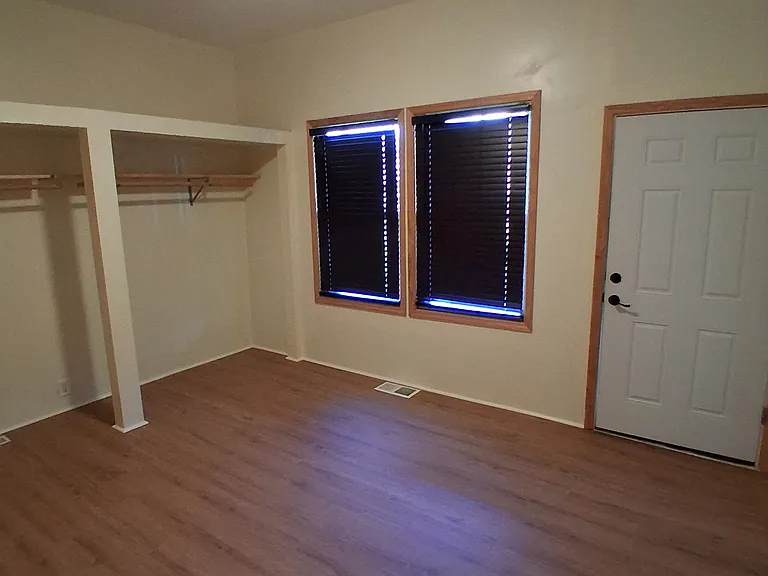 1086 S Newstead Ave #2 — Photo 17