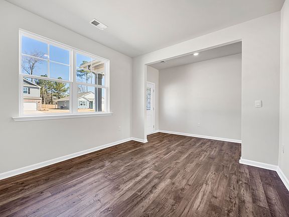 3rd image of 206 Ruby Prince Rd