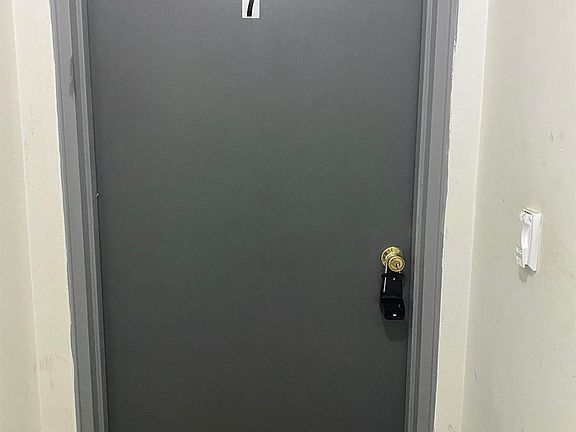 5th image of 100 Ridge View Ln APT 7