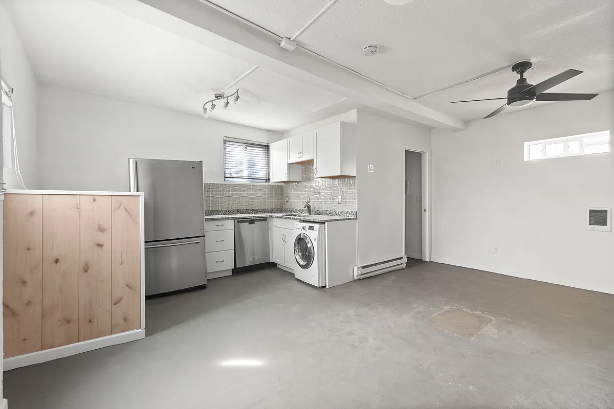 Building Photo - 3521 Osage St