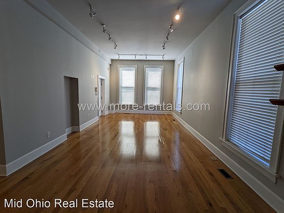 2nd image of 1070 S Front St #11431654