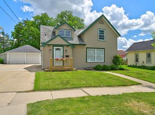 716 22nd Ave, Monroe, WI 53566