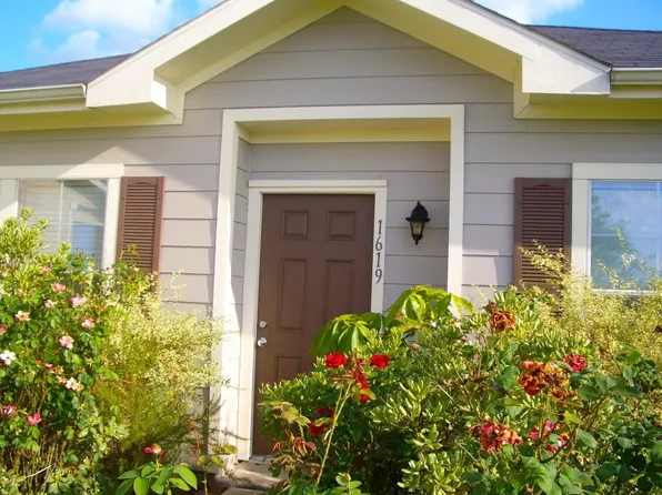 1619 Royal Chase Dr, Houston, TX 77047