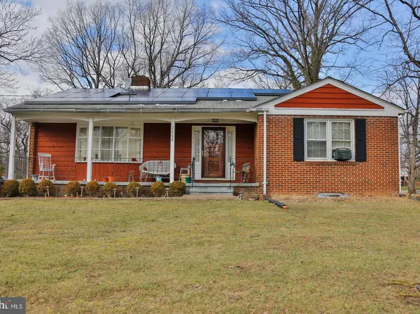 2608 Holly Dr, Fort Washington, MD 20744