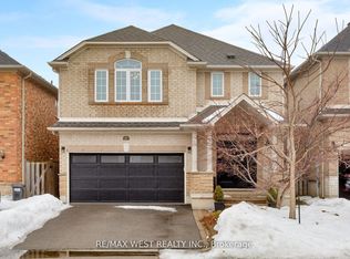 2240 Osprey Ln, Oakville, ON L6M 3Z8