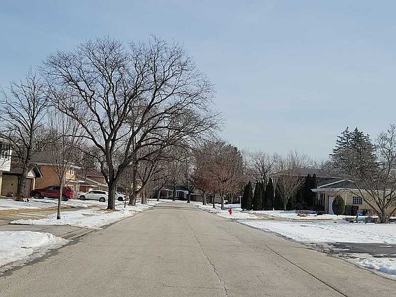 5th image of 1526 Carson Ct