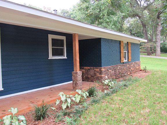 3rd image of 315 Glenwood Dr