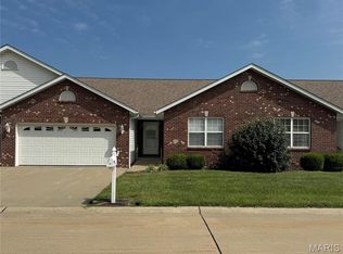 303 Elizabeth Dr, Litchfield, IL 62056