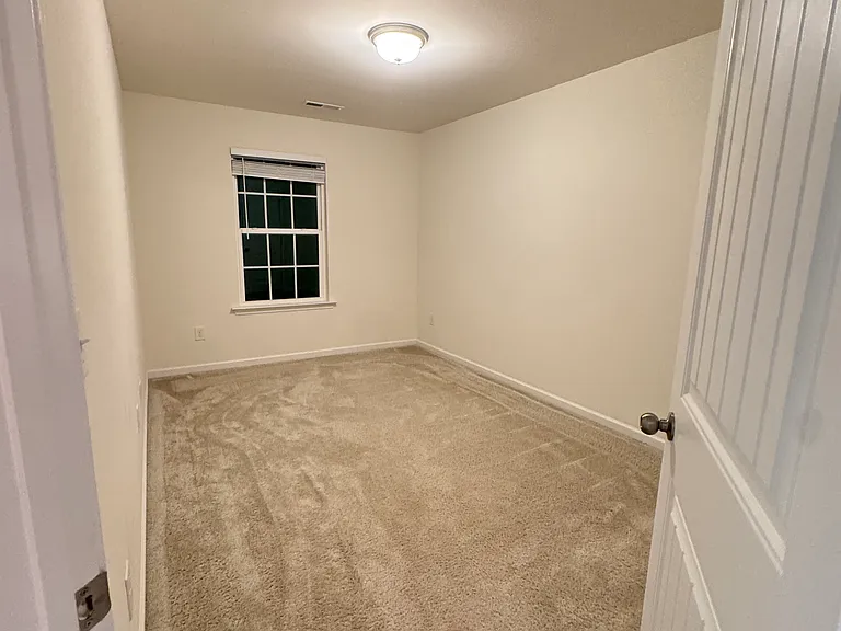 1070 Coldstream Dr — Photo 27