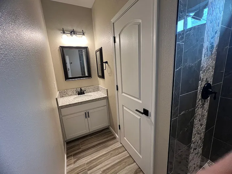 2241 Diamond Creek Rd — Photo 15