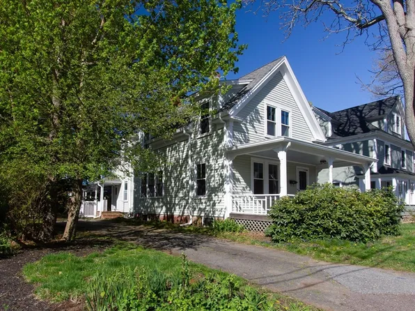 14 Rust St, South Hamilton, MA 01982