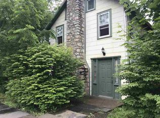 59 N Chestnut St, New Paltz, NY 12561
