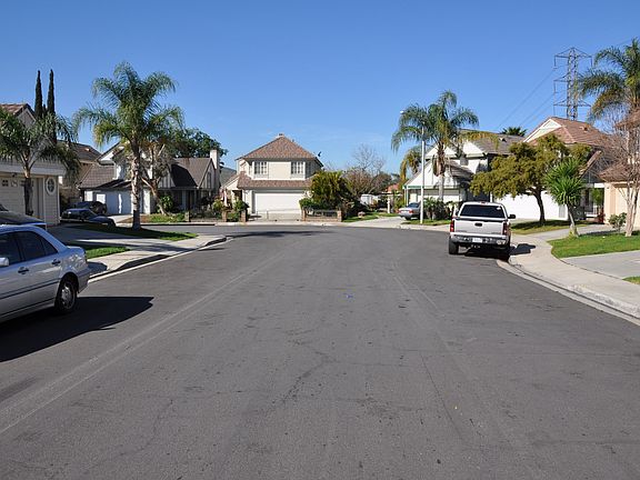 3rd image of 16131 Valleyvale Dr