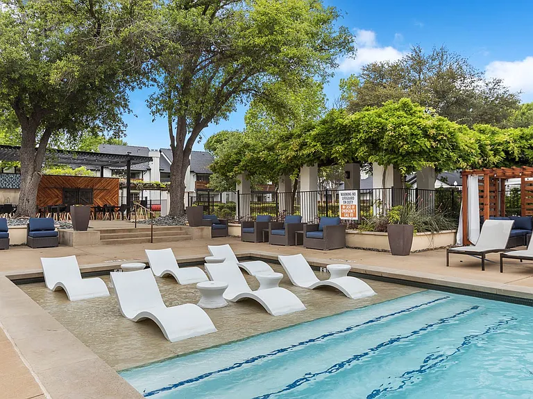 600 Legacy Dr — Photo 11