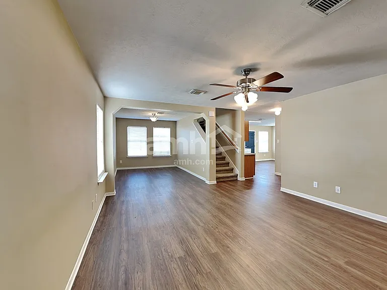 8002 Ginger Park Dr — Photo 8