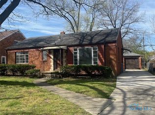 3024 S Byrne Rd, Toledo, OH 43614