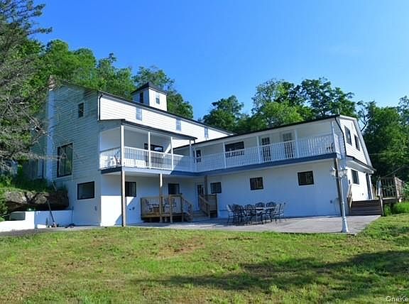 4th image of 609 Grooville Road