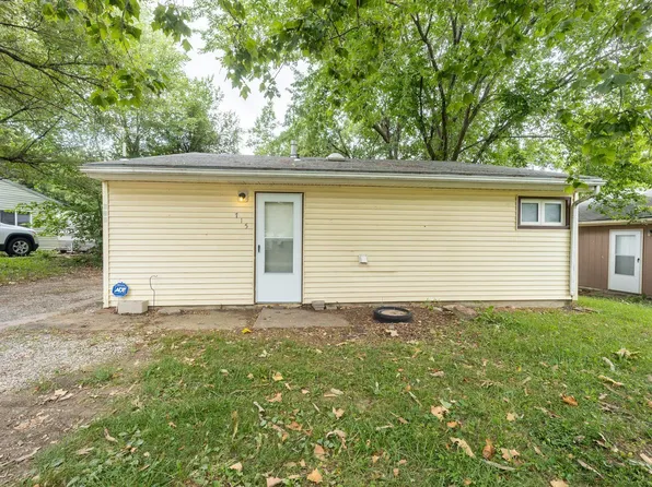 715 SE 33rd St, Topeka, KS 66605