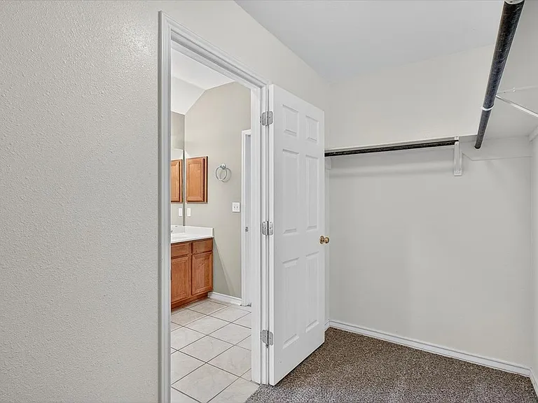 5933 Brightwood Dr — Photo 28