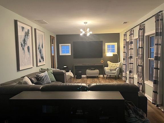 2nd image of 2189 Rutledge Ave