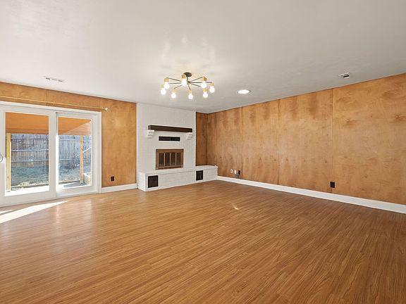 4th image of 2648 N Wakefield Pl