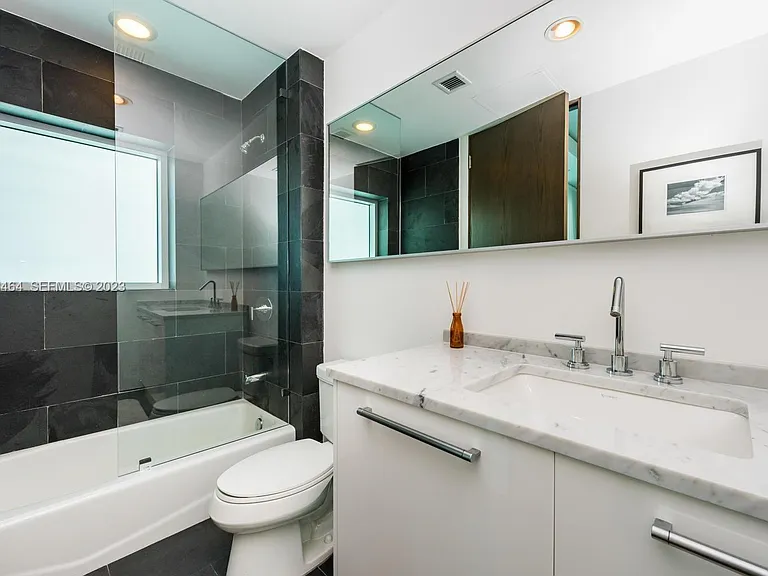 900 Biscayne Blvd #Penthouse 6205 — Photo 6