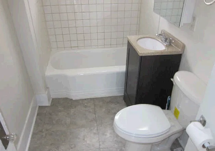 15613 Halsted St #1F — Photo 3