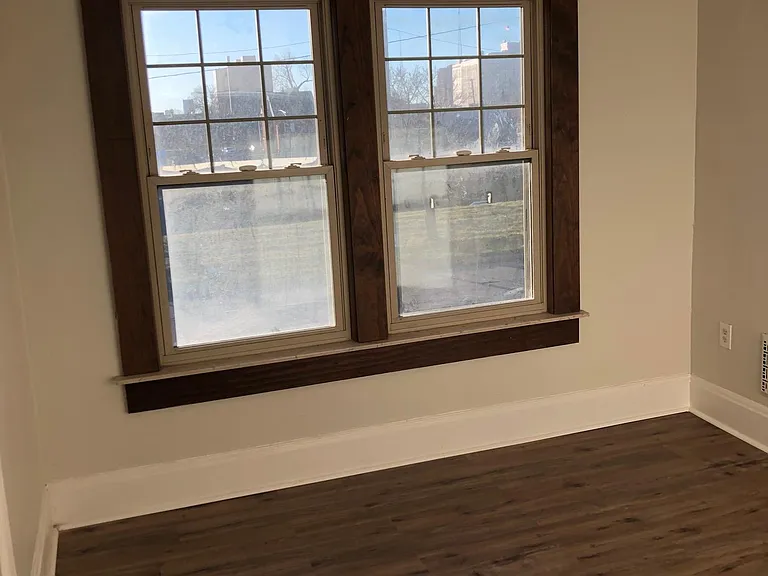 243 E Edsel Ford Fwy — Photo 13