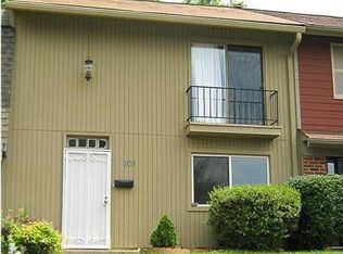 105 Woodlake Dr, Charlottesville, VA