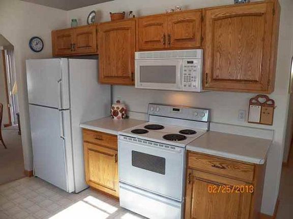 Appliances are included