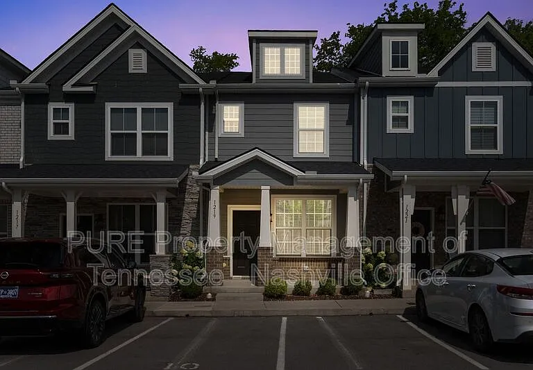 1219 Hope Village Way — Photo 2
