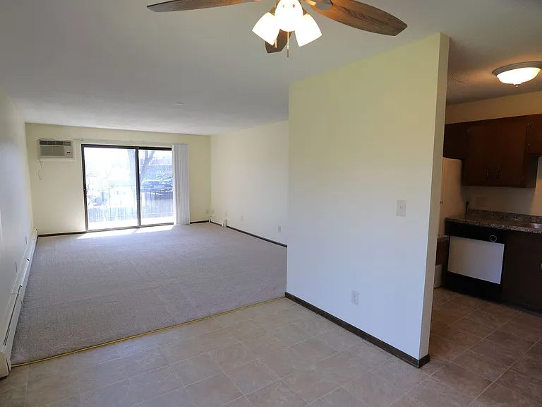 4000 Parklawn Ave — Photo 7