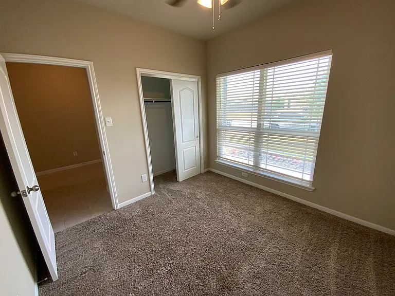 1228 Grand Oak Trl — Photo 22