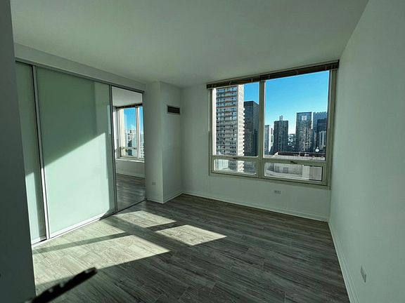 3rd image of 33 W Ontario St APT 44C