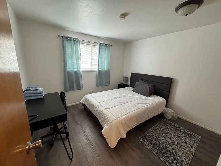 225 Kashmir Ct SE — Photo 16