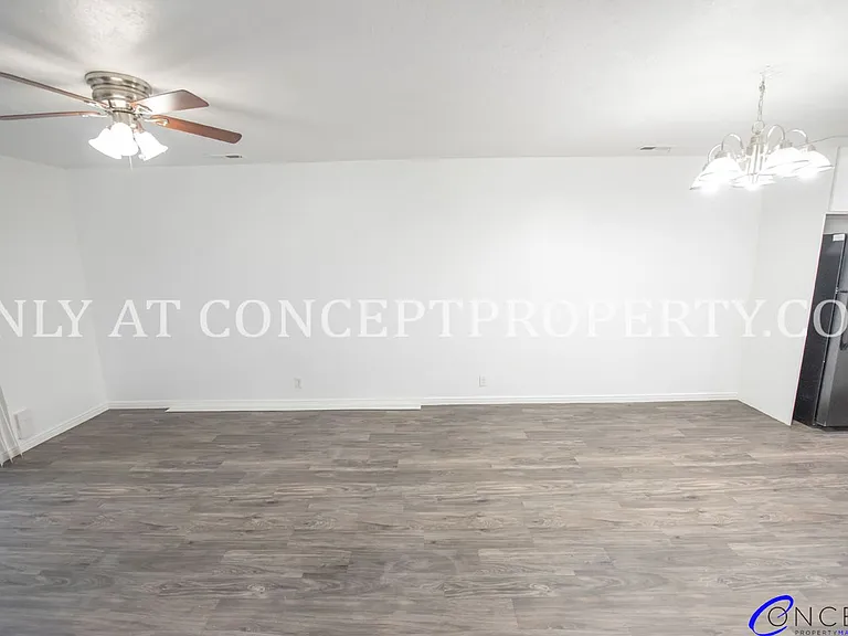 Foothill Terrace — Photo 291
