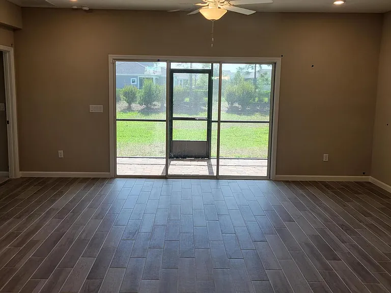 95 Bloomfield Way — Photo 13
