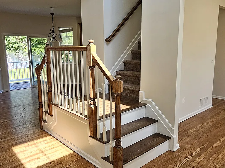 44 Imperial Pl — Photo 4