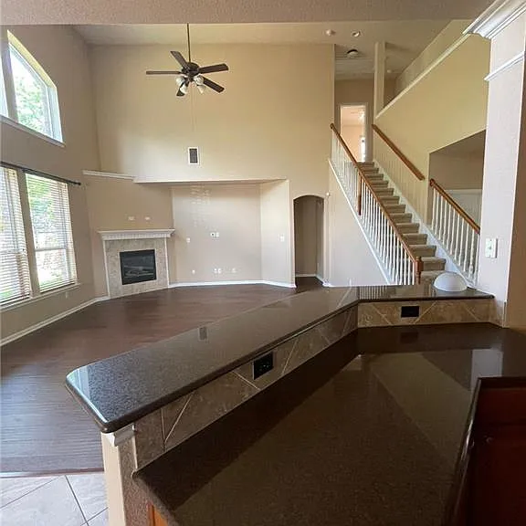 704 S Frontier Ln — Photo 14