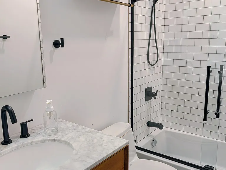 626 Keefer Pl NW #1 — Photo 28