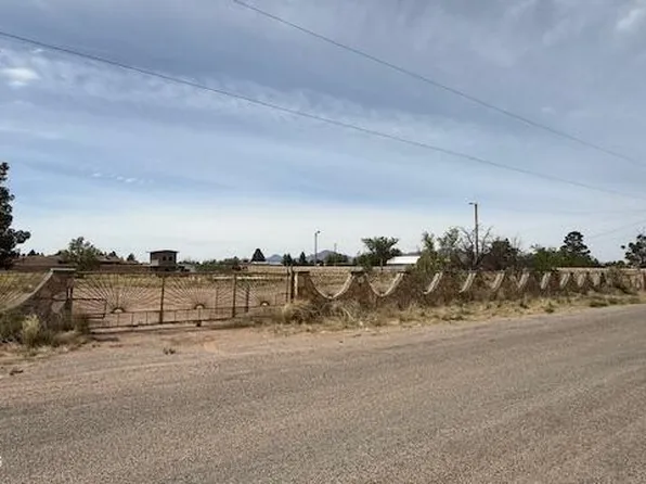 829 Alice Marie Dr, Chaparral, NM 88081